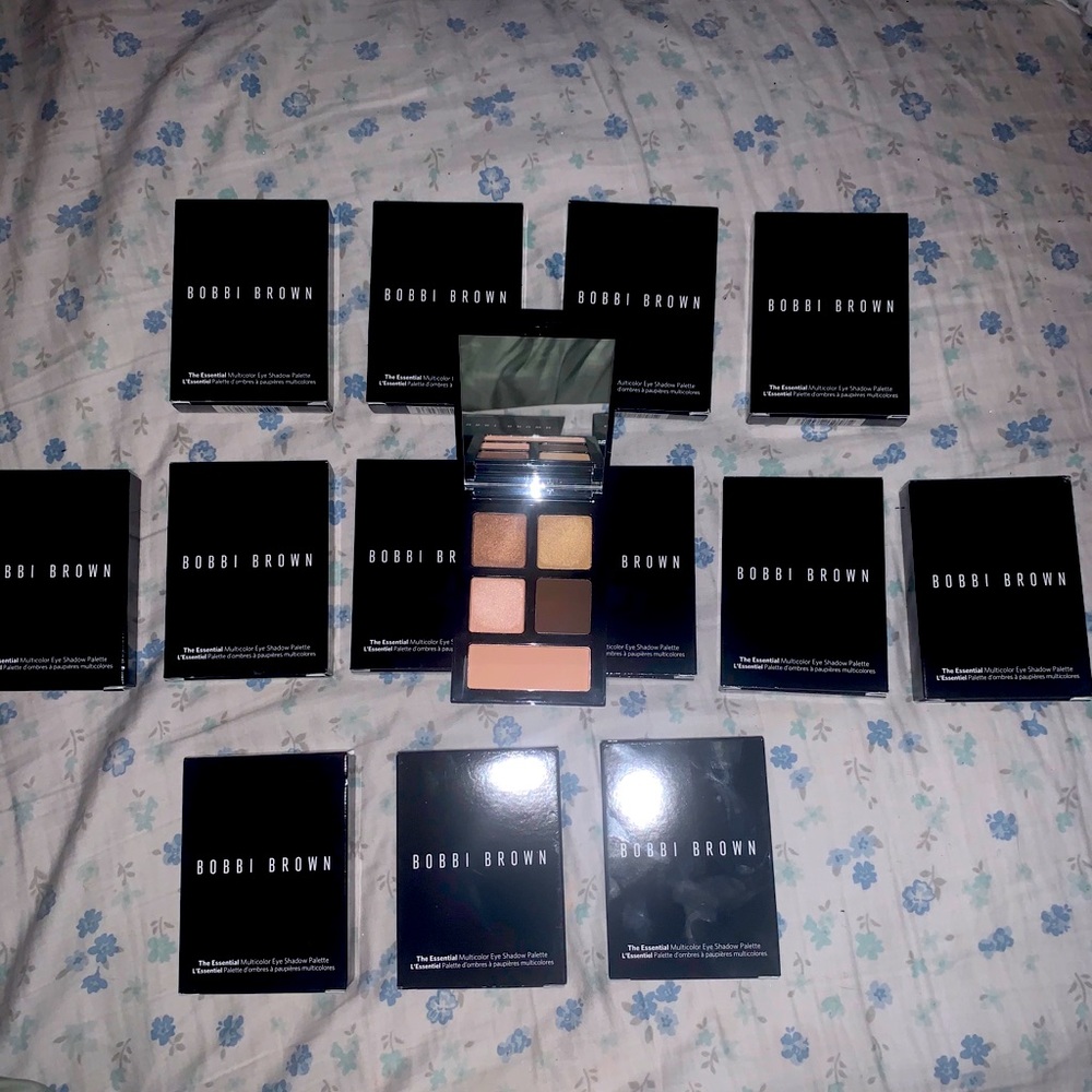 Bobbi Brown BRAND NEW essentials eye shadow Pallet